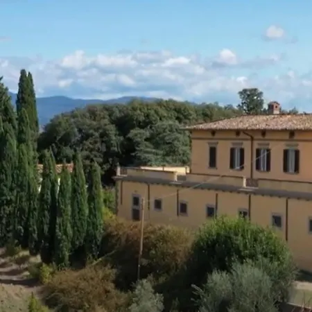 All'interno Della Il Castellaccio 홈스테이 *