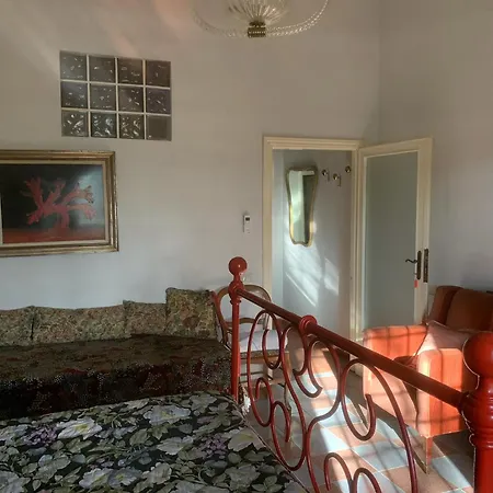 All'interno Della Il Castellaccio * 波吉欧凯诺